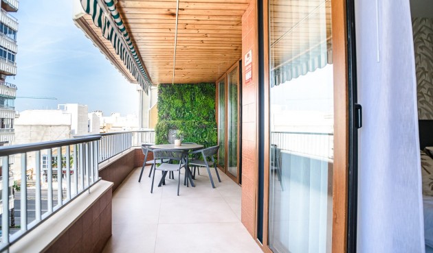 Resale - Apartment -
Torrevieja - Costa Blanca