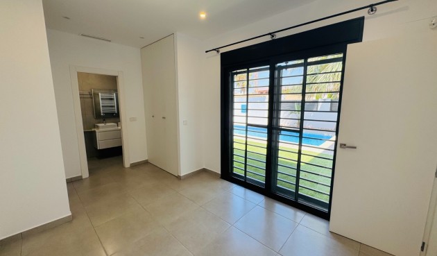 Resale - Villa -
San Pedro del Pinatar - Costa Calida