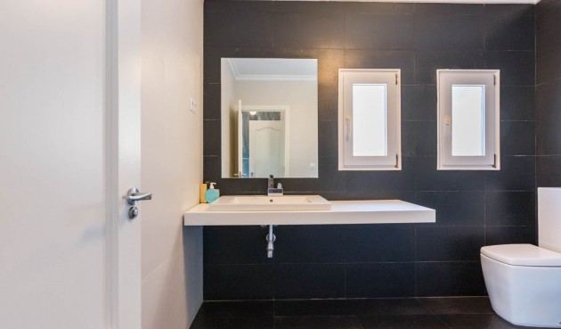 Resale - Villa -
Molina De Segura - Inland