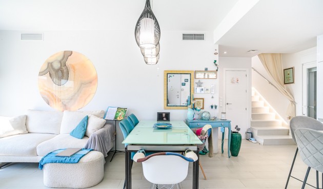 Resale - Villa -
Pilar de la Horadada - Costa Blanca