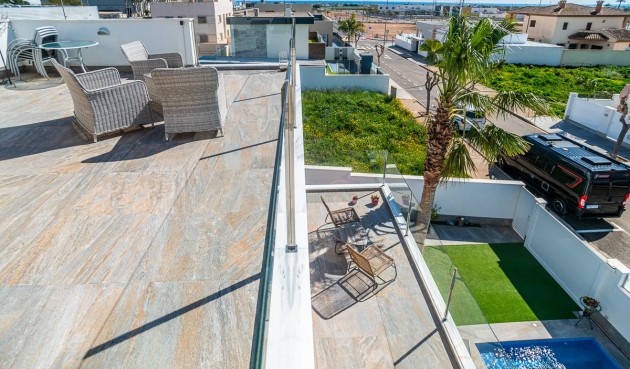 Resale - Villa -
Pilar de la Horadada - Costa Blanca