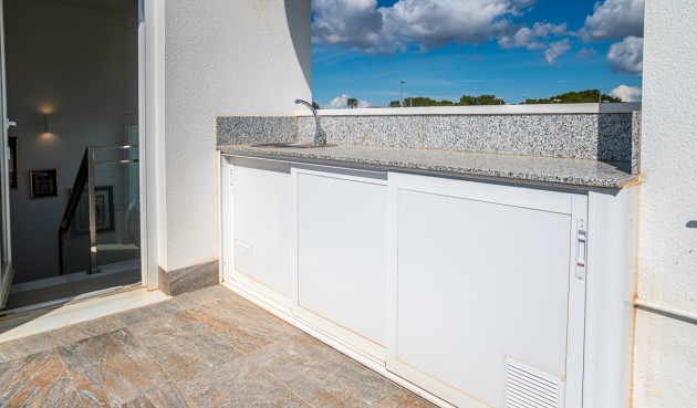 Resale - Villa -
Pilar de la Horadada - Costa Blanca