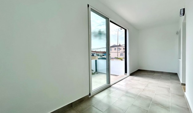 Resale - Bungalow -
La Siesta - Costa Blanca