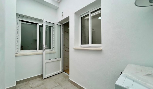 Resale - Bungalow -
La Siesta - Costa Blanca
