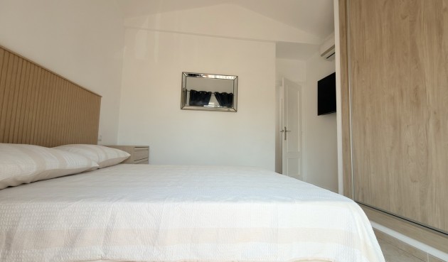 Reventa - Villa -
Orihuela Costa - Costa Blanca