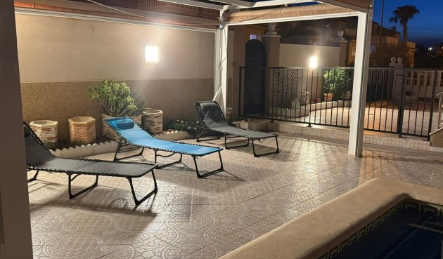 Reventa - Villa -
Orihuela Costa - Costa Blanca