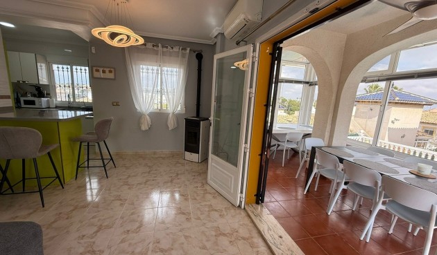 Reventa - Villa -
Orihuela Costa - Costa Blanca
