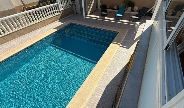 Reventa - Villa -
Orihuela Costa - Costa Blanca