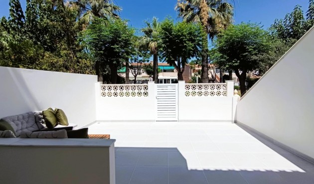 Resale - Bungalow -
Orihuela Costa - Costa Blanca