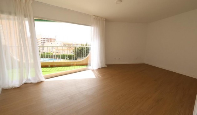 Resale - Apartment -
Orihuela Costa - Costa Blanca