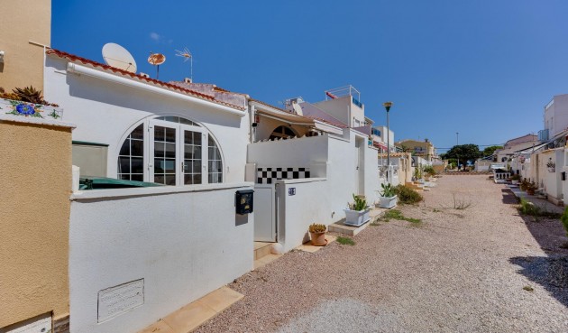 Resale - Town House -
Torrevieja - La Siesta - El Salado - Torreta