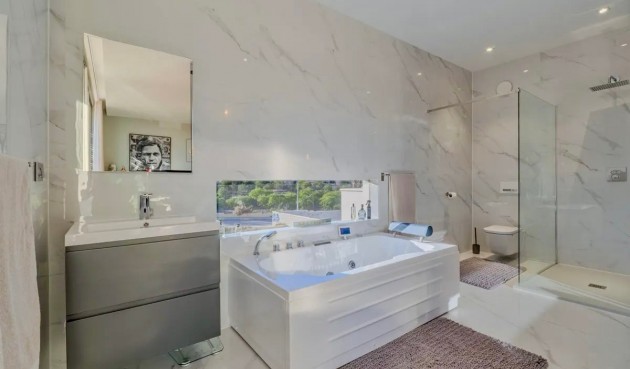 Reventa - Villa -
Benijofar - Costa Blanca