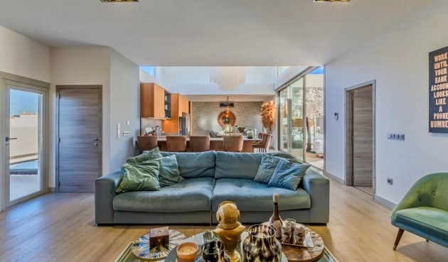 Reventa - Villa -
Benijofar - Costa Blanca