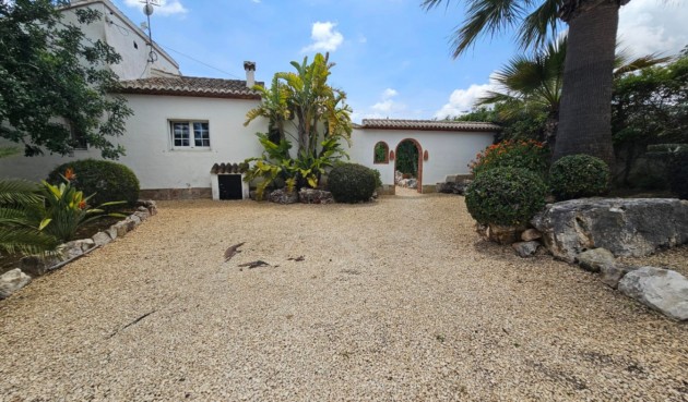 Resale - Villa -
Jávea - Costa Blanca
