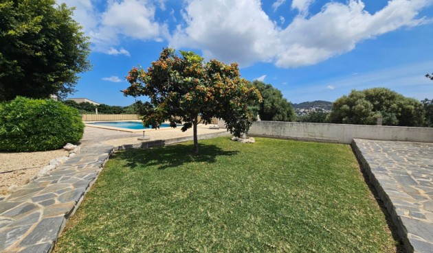 Resale - Villa -
Jávea - Costa Blanca