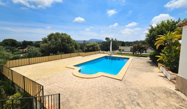 Resale - Villa -
Jávea - Costa Blanca