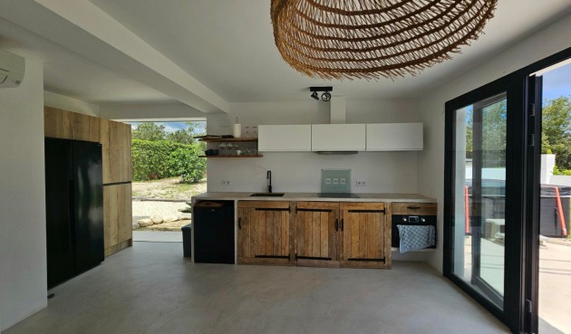 Resale - Villa -
Jávea - Costa Blanca