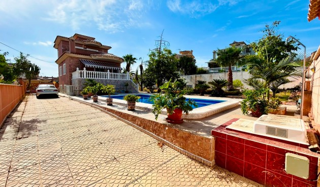 Resale - Villa -
Orihuela - Inland