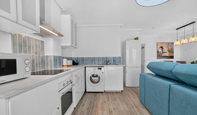 Resale - Apartment -
Torrevieja - Playa del Cura
