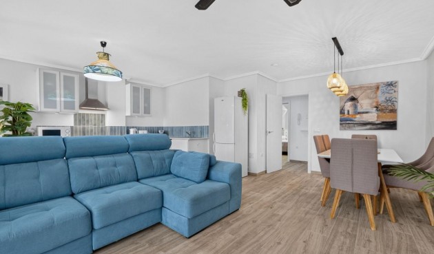 Resale - Apartment -
Torrevieja - Playa del Cura