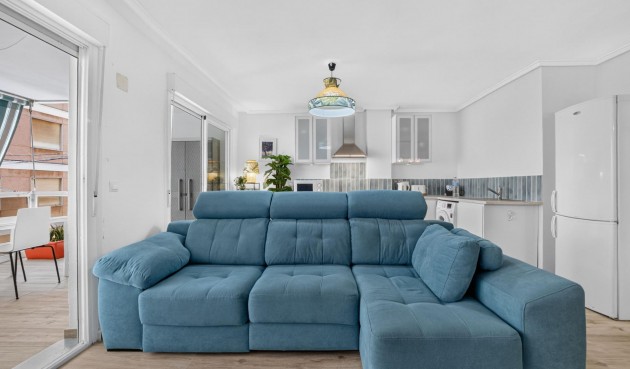 Resale - Apartment -
Torrevieja - Playa del Cura