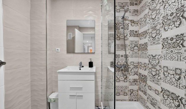 Resale - Apartment -
Torrevieja - Playa del Cura