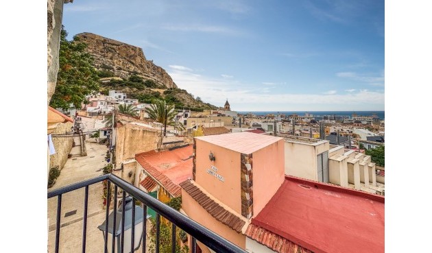 Resale - Town House -
Alicante - Costa Blanca