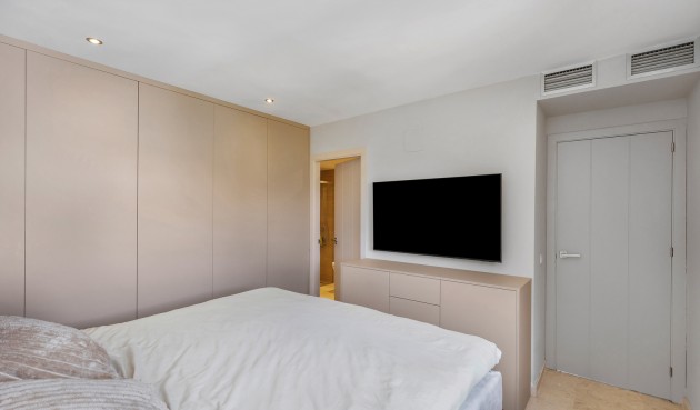 Resale - Apartment -
Torrevieja - Costa Blanca