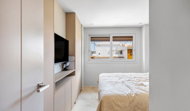 Resale - Apartment -
Torrevieja - Costa Blanca