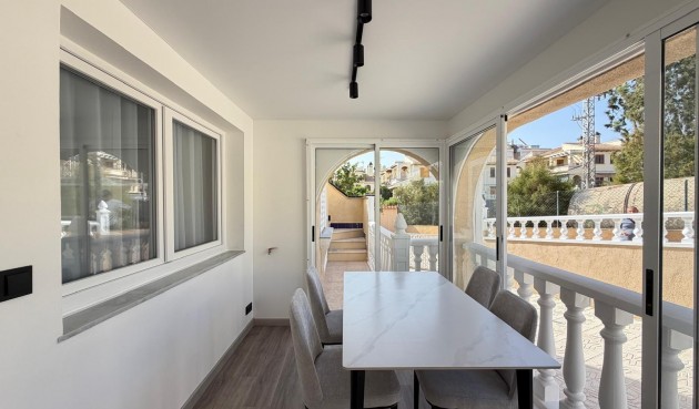 Resale - Town House -
Torrevieja - Miramar - Torre Del Moro