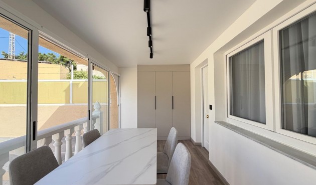 Resale - Town House -
Torrevieja - Miramar - Torre Del Moro