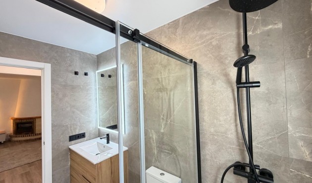 Resale - Town House -
Torrevieja - Miramar - Torre Del Moro