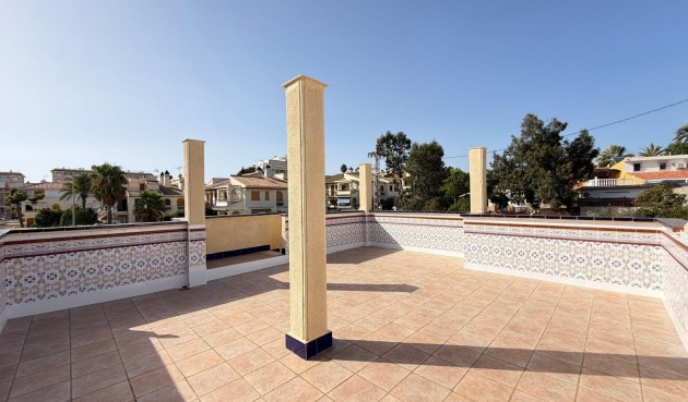 Resale - Town House -
Torrevieja - Miramar - Torre Del Moro