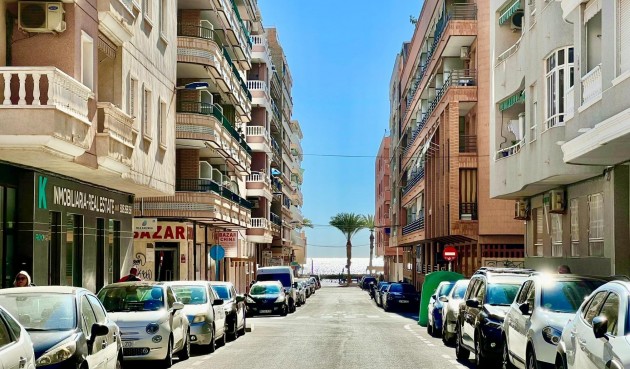 Resale - Apartment -
Torrevieja - Playa del Cura
