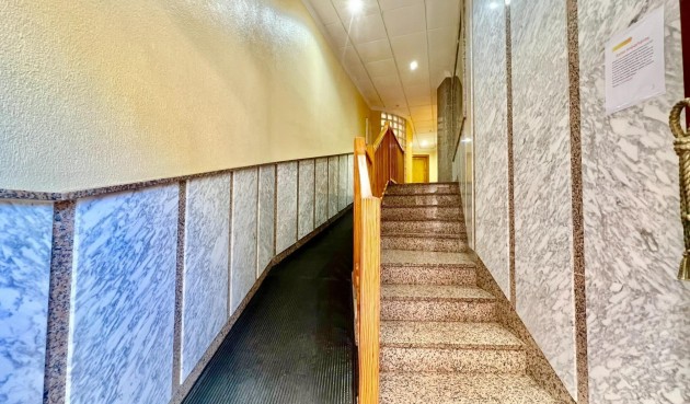 Resale - Apartment -
Torrevieja - Playa del Cura