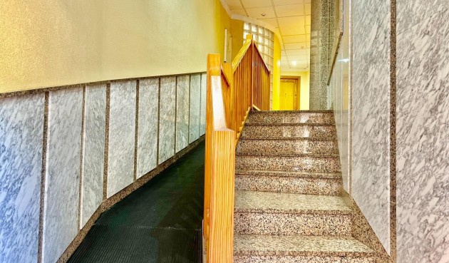 Resale - Apartment -
Torrevieja - Playa del Cura