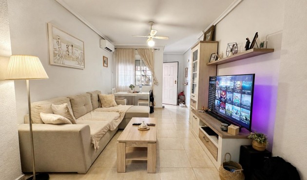 Resale - Bungalow -
Orihuela Costa - Los Altos