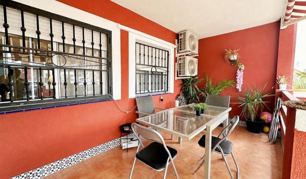 Resale - Bungalow -
Orihuela Costa - Los Altos