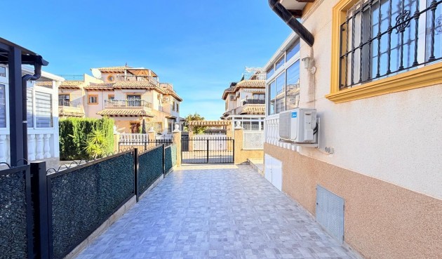 Resale - Town House -
Orihuela Costa - Las Filipinas