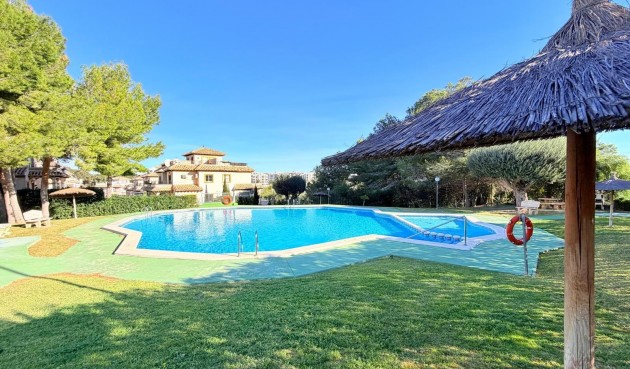 Resale - Town House -
Orihuela Costa - Las Filipinas