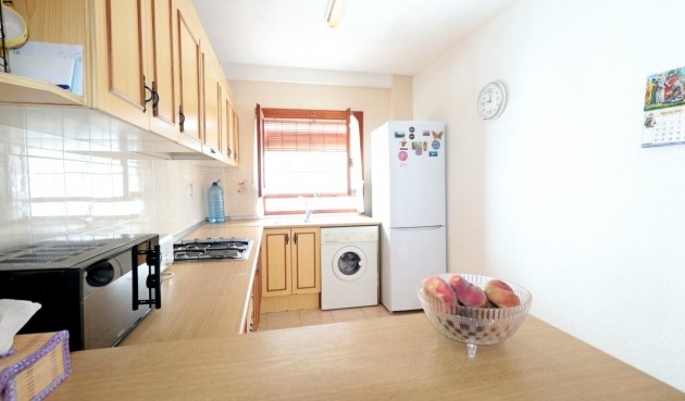 Resale - Bungalow -
Torrevieja - El Acequión - Los Náufragos