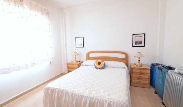 Resale - Bungalow -
Torrevieja - El Acequión - Los Náufragos