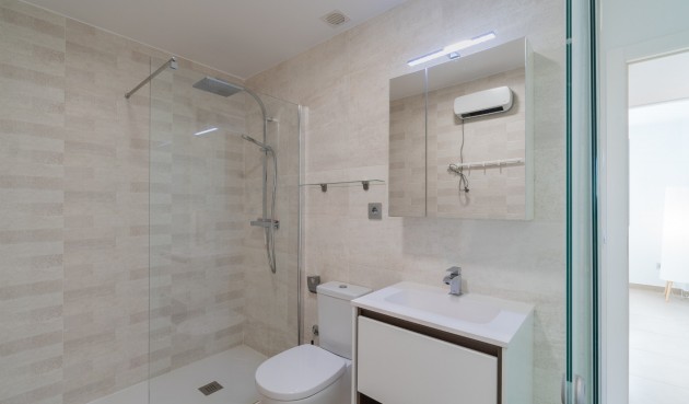Resale - Bungalow -
Vistabella Golf Entre Naranjos - Inland