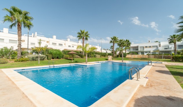 Resale - Bungalow -
Vistabella Golf Entre Naranjos - Inland