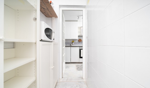Resale - Apartment -
Torrevieja - aguas nuevas