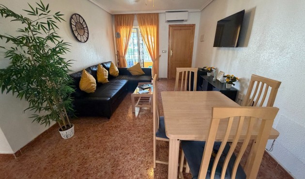 Brukt - Apartment -
Orihuela - Inland