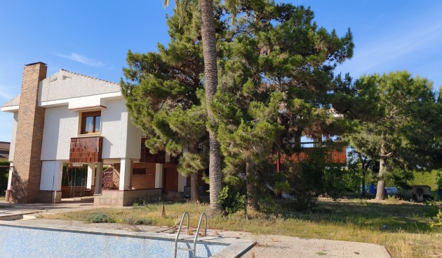 Resale - Villa -
Santiago de la Ribera - Costa Calida