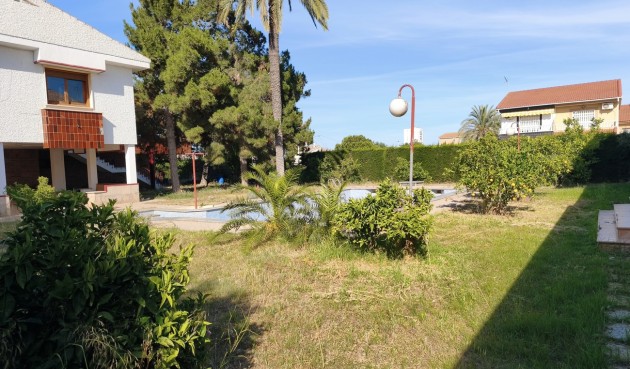 Resale - Villa -
Santiago de la Ribera - Costa Calida