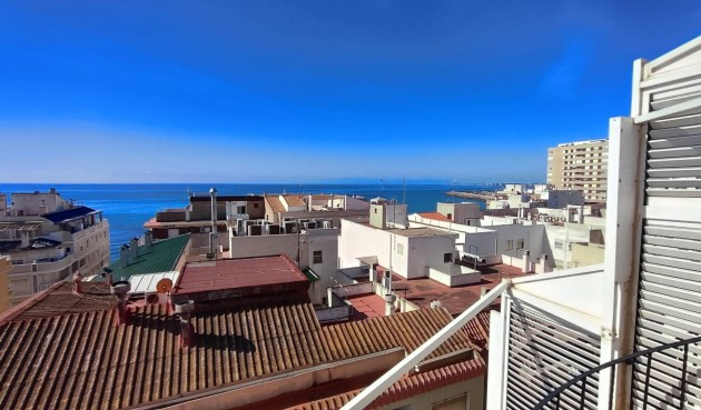 Resale - Penthouse -
Torrevieja - Paseo Maritimo