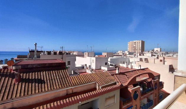 Resale - Penthouse -
Torrevieja - Paseo Maritimo